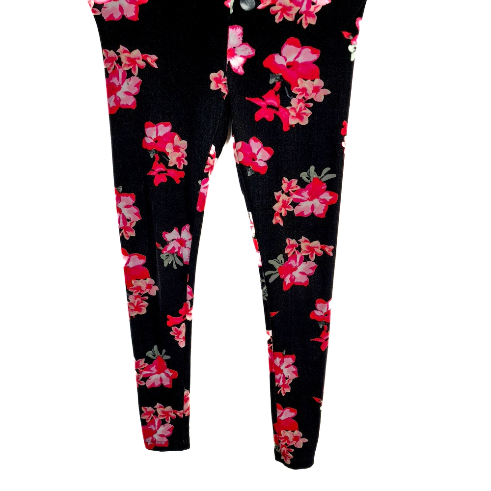 No Boundaries Black Floral Leggings